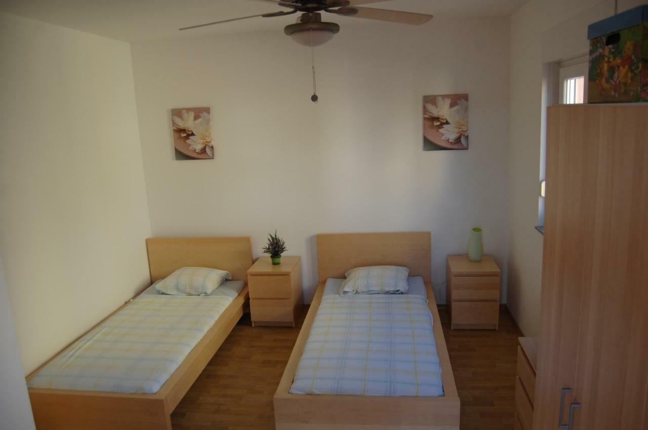 Al Capone Apartment Sveti Petar  Eksteriør billede