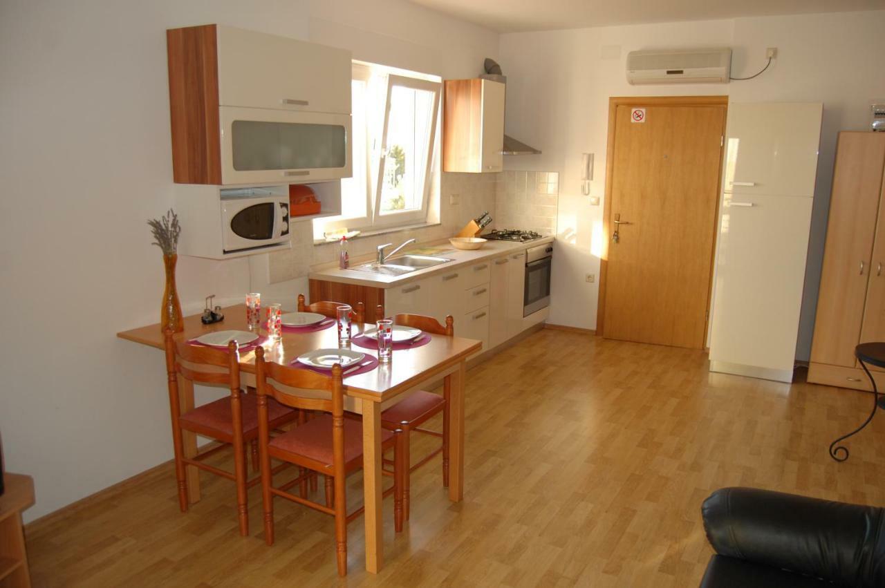 Al Capone Apartment Sveti Petar  Eksteriør billede